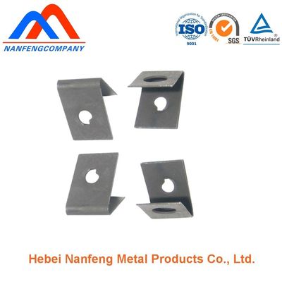 Op maat gemaakte metalen onderdelen met een perfecte service en poedercoating