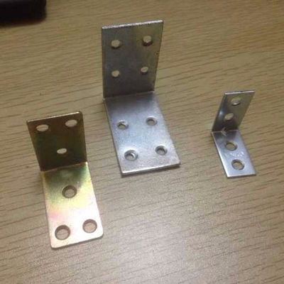 290 g op maat gemaakte metalen houten bracketconnectoren voor houten gebouwconstructie