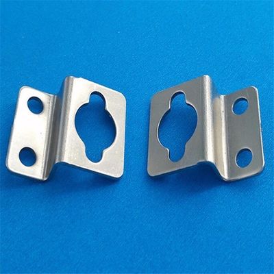 Tolerantie /- 0,02 /- 0,05 Aluminiumplaat metalen stempelonderdelen voor op maat gemaakte producten
