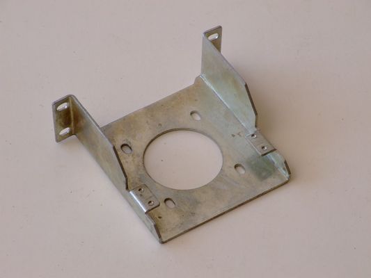 Standaard of niet-standaard kastplank montage U-vormige metalen beugel stempelen
