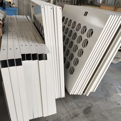 Op maat gemaakte aluminium messing roestvrij staal buigend laser snijplaat metaal vervaardiging onderdelen