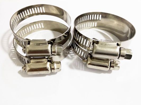 Veelgebruikte op maat gemaakte vasthoudende vlakke roestvrijstalen veerclip voor huishoudelijke artikelen