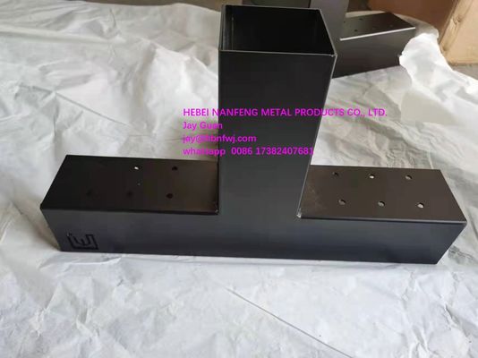 Stamped Steel Brackets Elevated Wood Stand Kit voor 4x4 Lumber ISO9001 2015 gecertificeerd