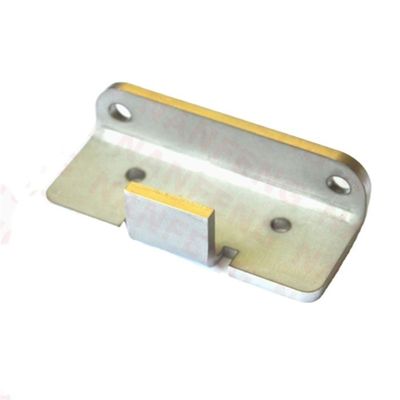 Gepersonaliseerde Nanfeng Heavy Duty Angle Brackets Stamping Fabrication met tolerantie ±1%
