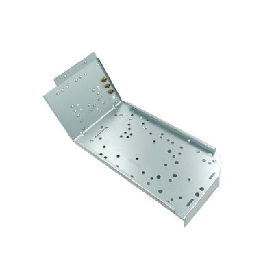 Op maat gemaakte aluminiumonderdelen voor het chassis van motorvoertuigen van verschillende diktes