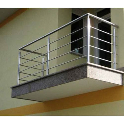 Aangepaste stalen grill voor trappen balkon en poort zware prestaties gegarandeerd