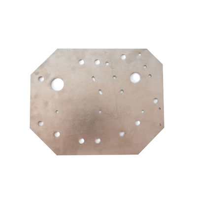 Boorproces Vaste beugel Op maat gemaakte houten connector Joist hanger voor en meer