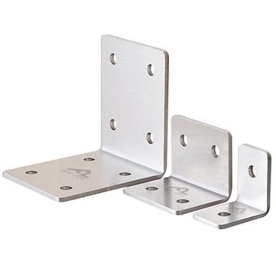 In-house inspectie Op maat gemonteerd Stempelen Punch Buigen L-vorm Aluminium beugel