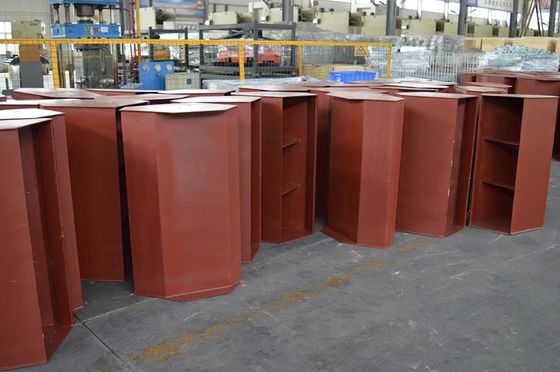 Metalen schelpen voor de zware industrie, gespannen met een bucket met structuur