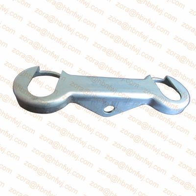 Op maat gemaakte, gestempelde aluminium platen voor auto's of machines. Nanfeng's specialiteit.