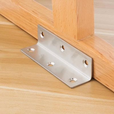 Gepersonaliseerde grootte Zwart koolstofstaal L-type rechthoek bracket voor professionele behoeften
