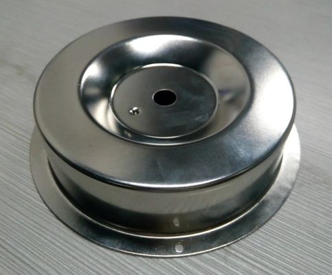 Professionele op maat gemaakte metalen tekenonderdelen voor auto-onderdelen in staal natuurkleur